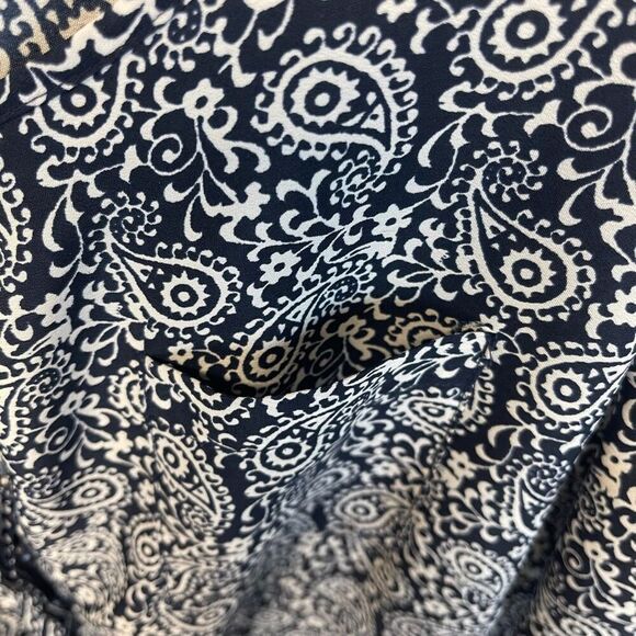 LOFT Romper Size 0 Blue White Paisley Print Long Sleeve Roll Tab One Piece EUC - Picture 15 of 16